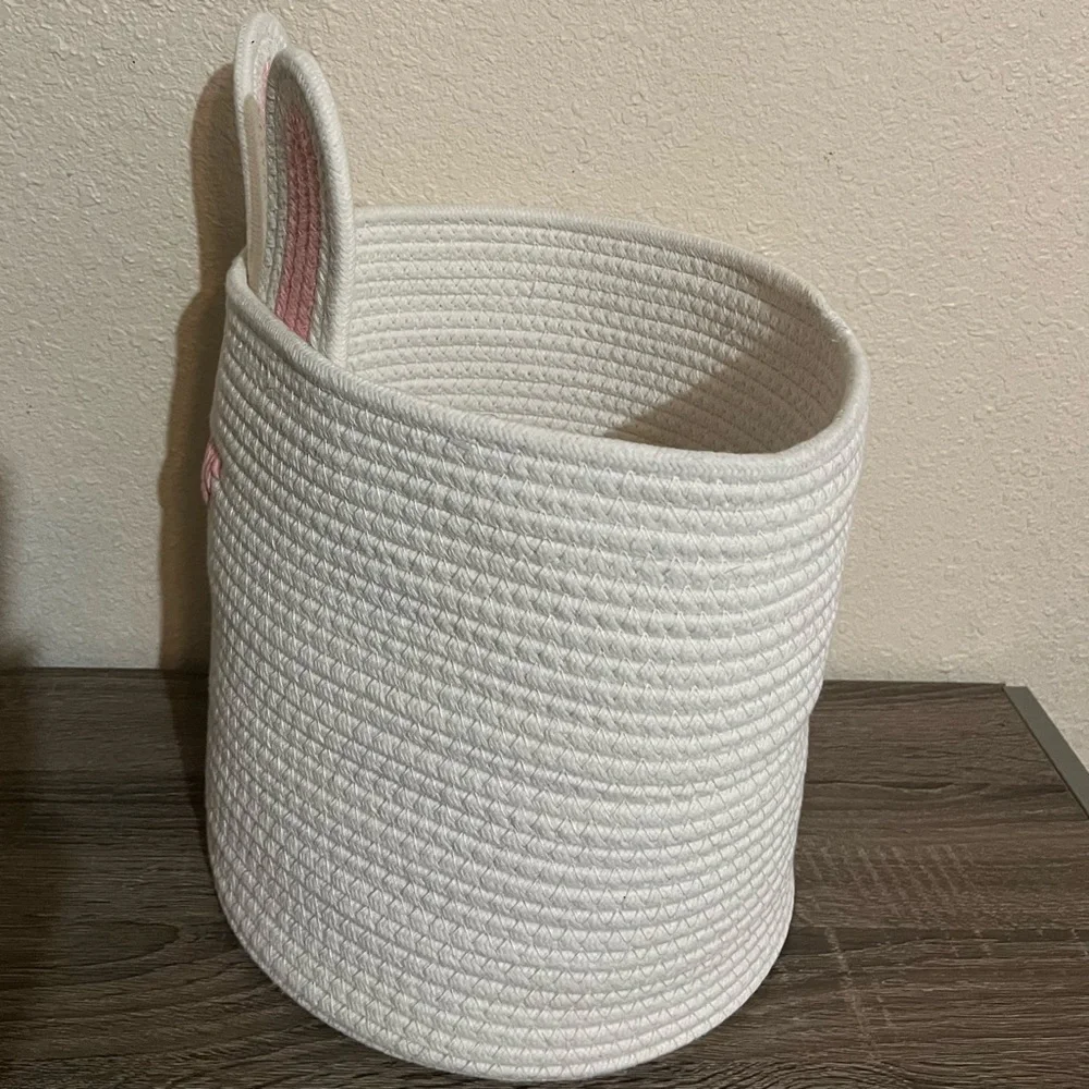 10” Bunny Rope Basket - Picture 4 of 7